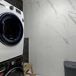Unique Two Bedroom Perfect For Remote Work By Renters Lejlighed