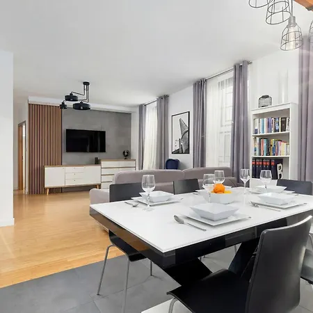 Unique Two Bedroom Perfect For Remote Work By Renters Apartamento Estetino