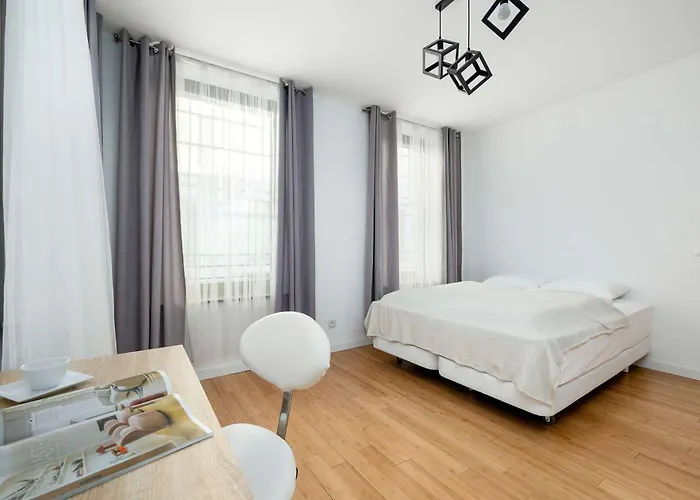Unique Two Bedroom Perfect For Remote Work By Renters Apartamento Estetino