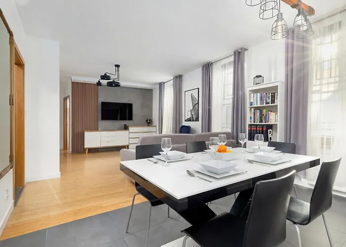 Unique Two Bedroom Perfect For Remote Work By Renters Apartamento Estetino