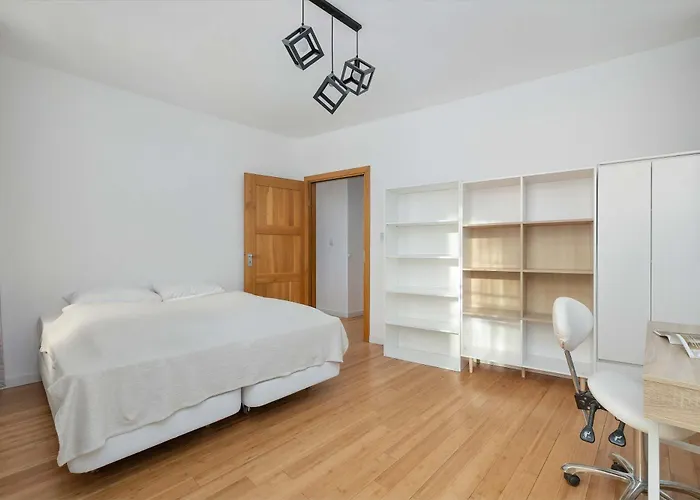 Unique Two Bedroom Perfect For Remote Work By Renters Apartamento Estetino